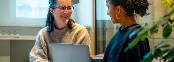 Atyp artikkel BraSok Iselin & Hannah